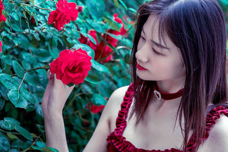 中央气象台今天继续发布高温橙色预警 重庆内蒙古等地局地40°C以上高温